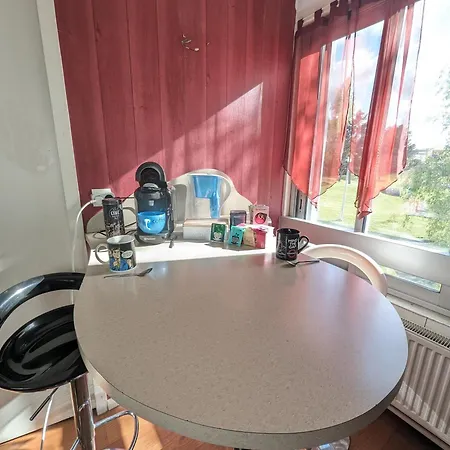 Homestay Grand 4 En Face Du Chu Et De L'universite De - Acces Rapide Futuroscope En 15 Min Poitiers