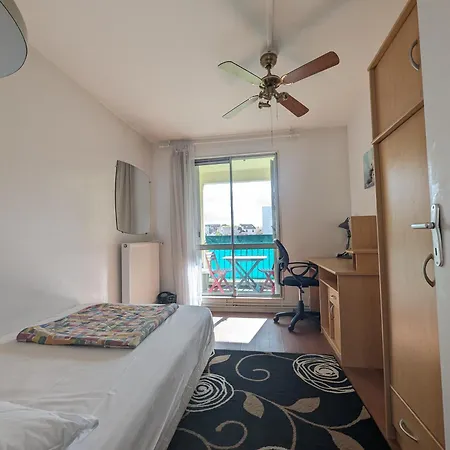 Homestay szállás Grand 4 En Face Du Chu Et De L'universite De - Acces Rapide Futuroscope En 15 Min