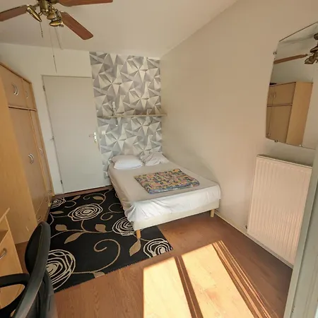 Homestay szállás Grand 4 En Face Du Chu Et De L'universite De - Acces Rapide Futuroscope En 15 Min *