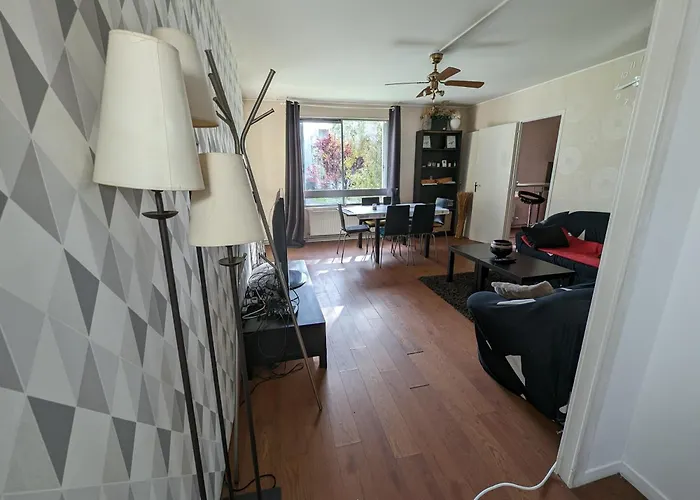 Grand 4 En Face Du Chu Et De L'universite De - Acces Rapide Futuroscope En 15 Min Accommodatie bij particulieren