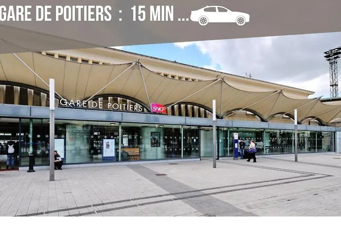 Accommodatie bij particulieren Grand 4 En Face Du Chu Et De L'universite De - Acces Rapide Futuroscope En 15 Min