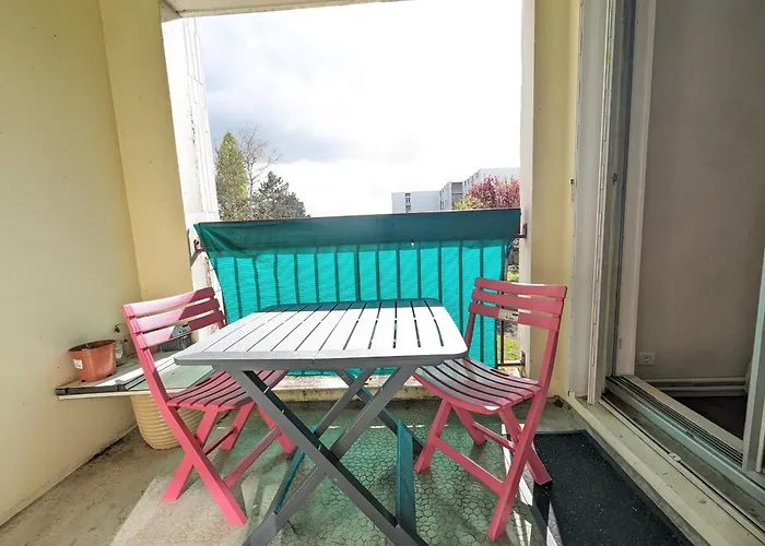 Grand 4 En Face Du Chu Et De L'universite De - Acces Rapide Futuroscope En 15 Min Accommodatie bij particulieren Poitiers